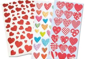 Bunte Sticker mit schmückenden Herzmotiven Herz...
