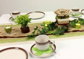 Tischdeko braun grün Alltag