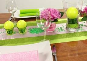 Tischdeko grün rosa Alltag