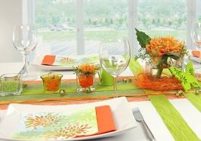 Tischdeko orange grün Feier