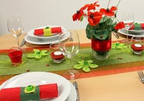 Tischdeko rot grün Alltag