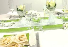 Tischdeko weiß grün Fest