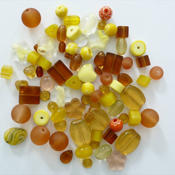 Glasperlen gelb/orange Sortierung 100 g